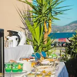 Lion Blanc Hotel 3*