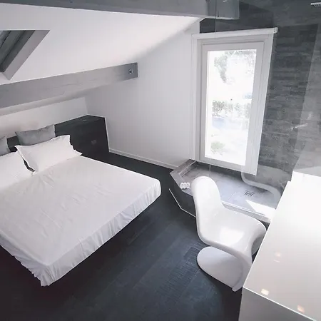 Lion Blanc 3* Saint-Tropez