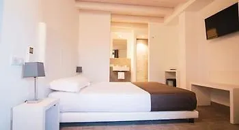 Lion Blanc Szálloda 3*