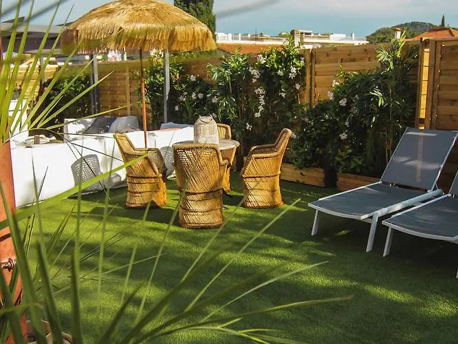 Otel Lion Blanc Saint-Tropez