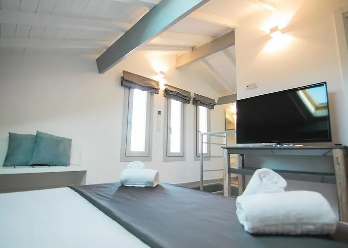 Lion Blanc Otel